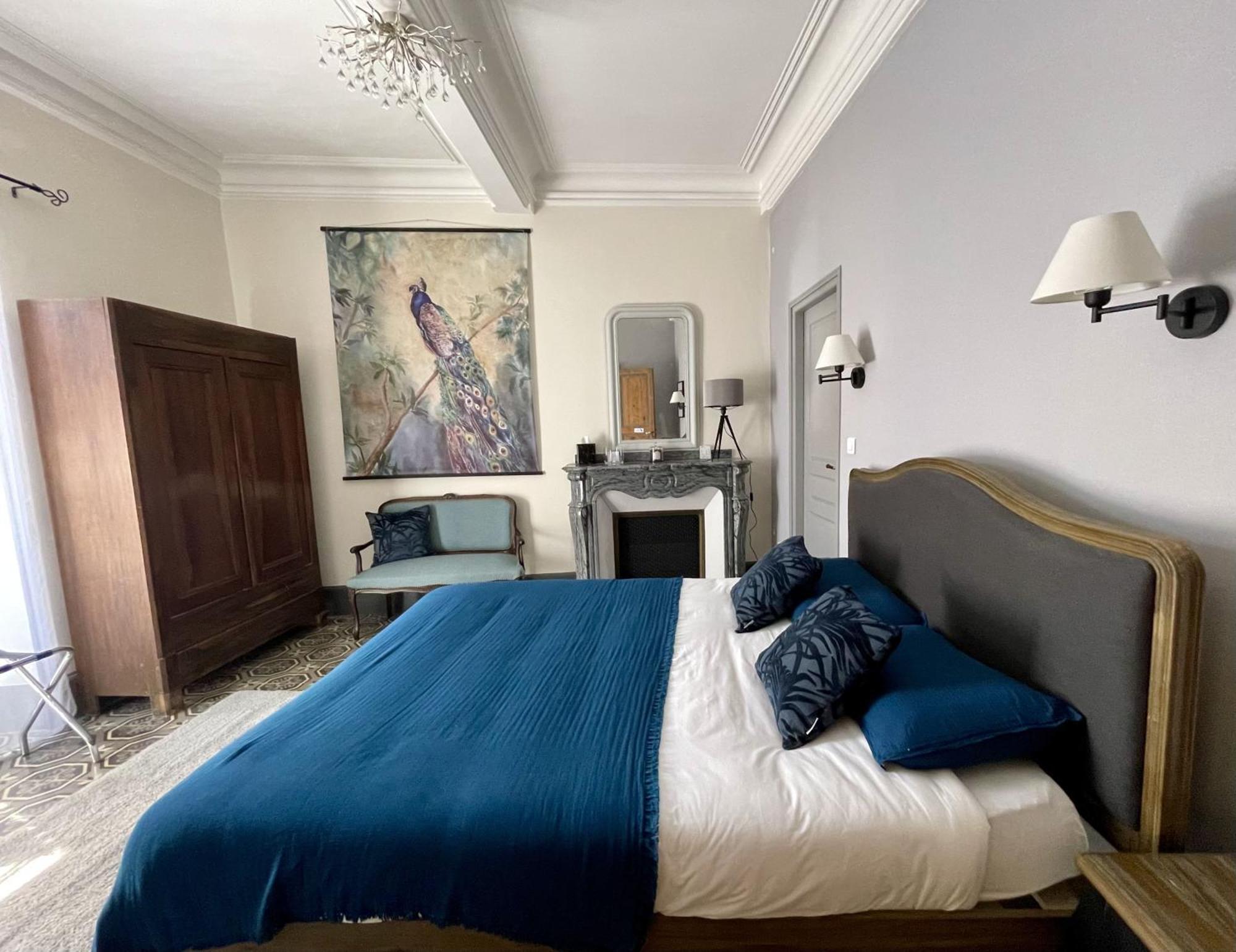 L'Oiseau Bleu Peacock Bed and Breakfast Roubia Eksteriør billede
